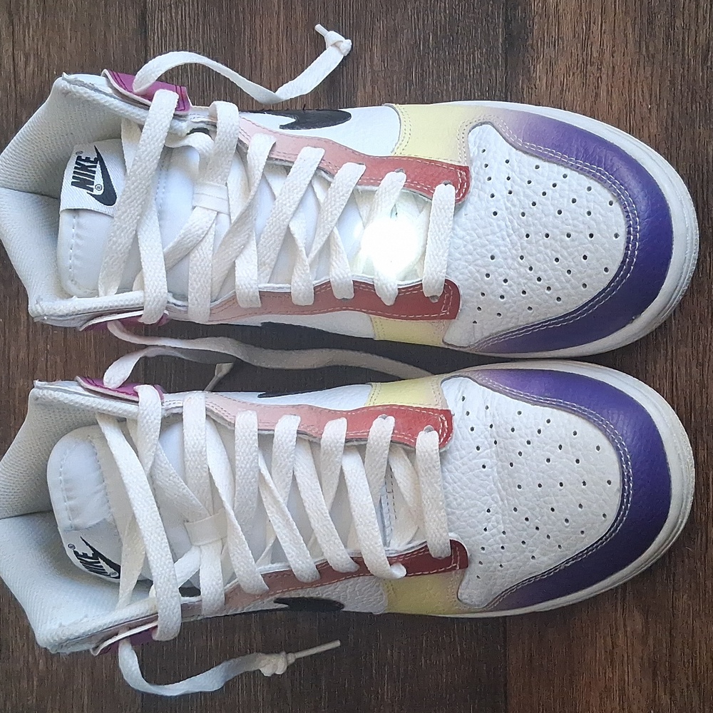 Nike Sneakers